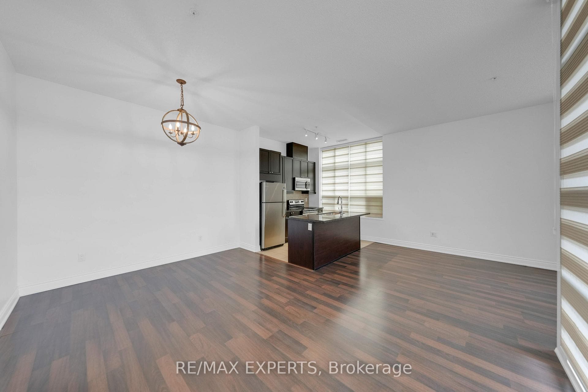 2396 Major Mackenzie Drive Unit 113 photo 12