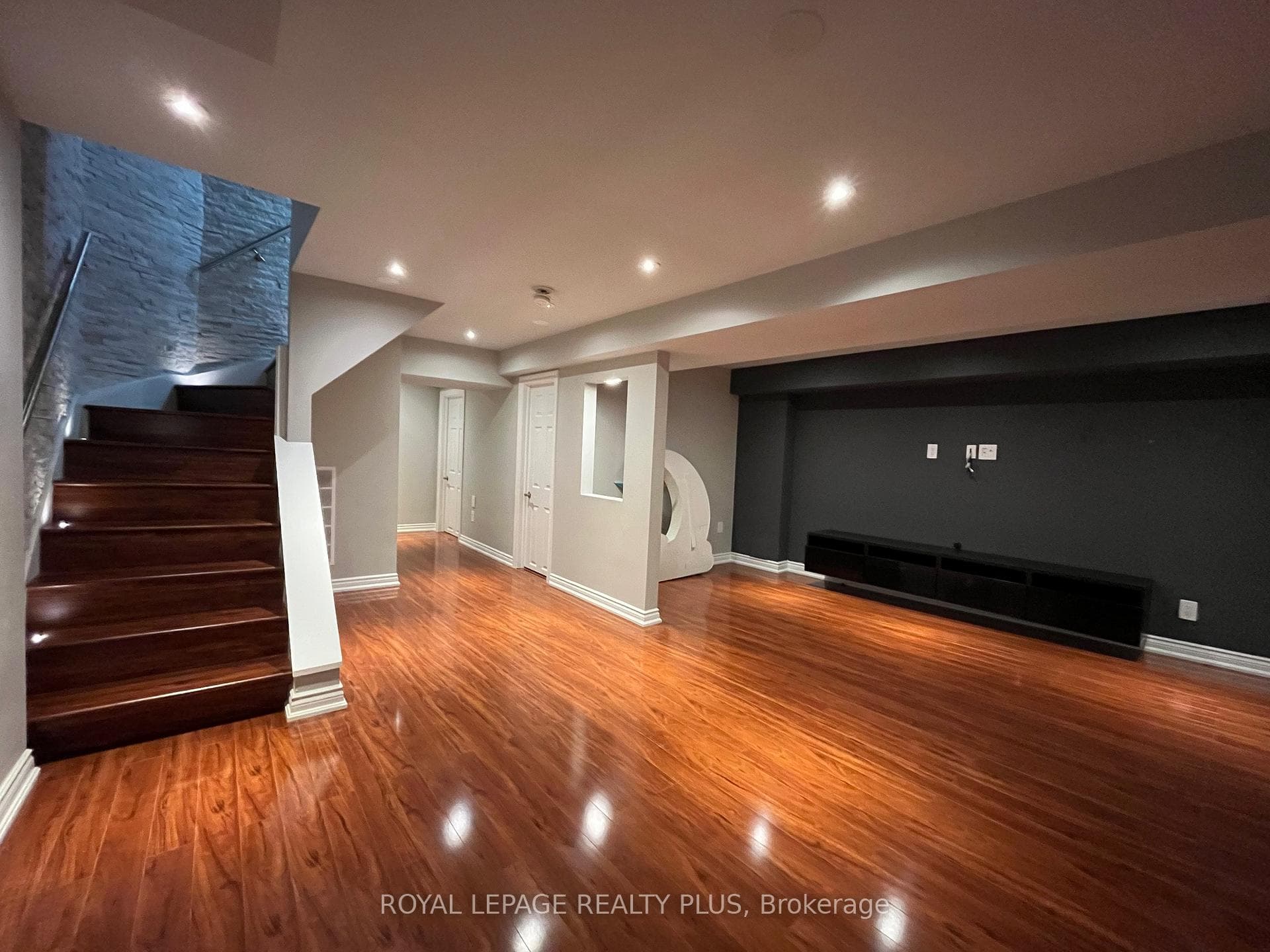 2555 Thomas Street Unit 26 photo 14