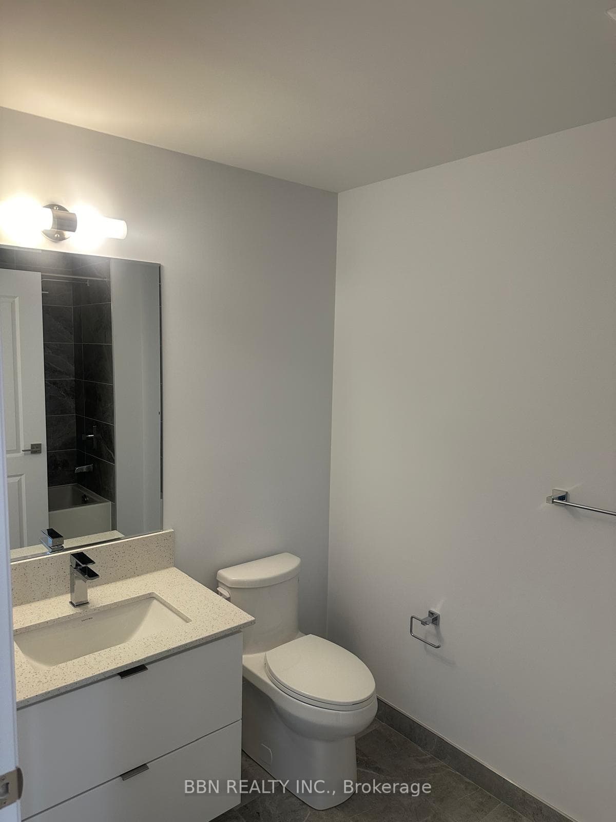 30 Elm Drive Unit 909 photo 6