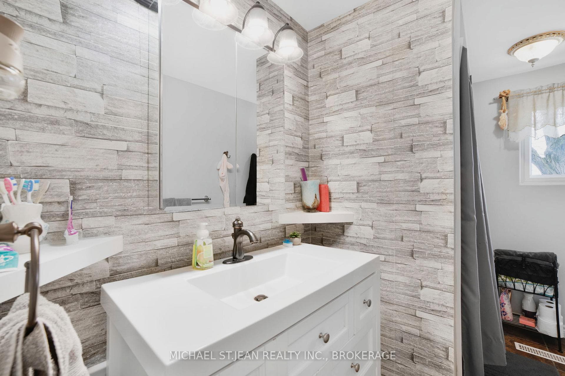 1350 Limeridge Road Unit 7 photo 26