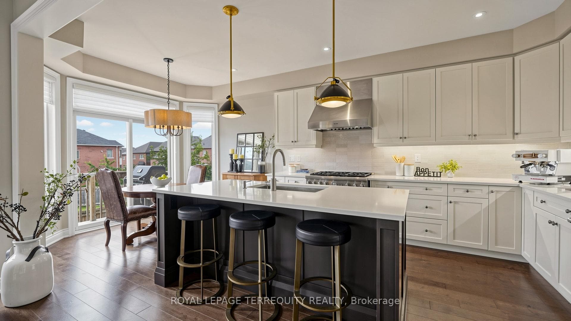 73 Manila Avenue photo 23