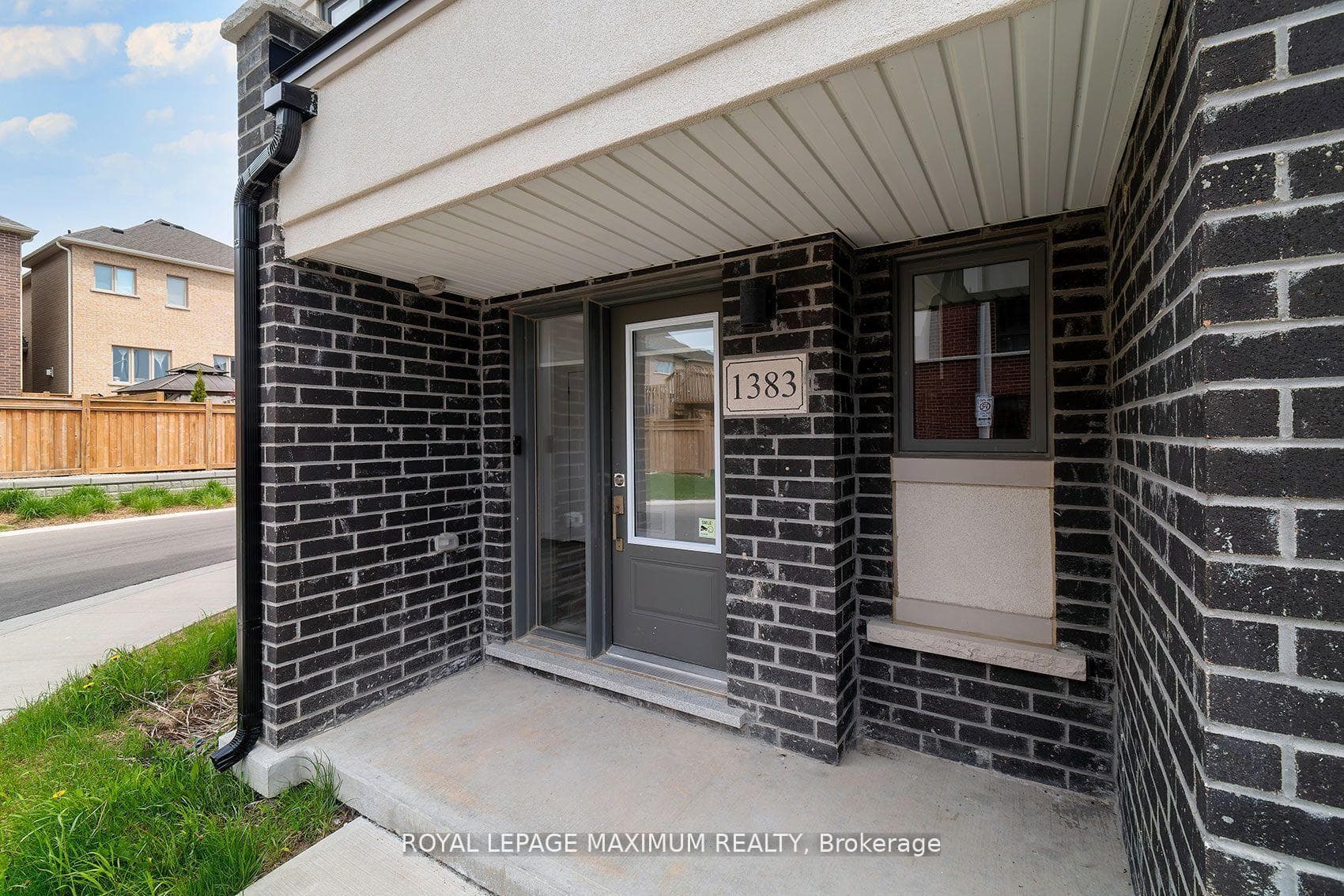 1383 Brandenton Path photo 5