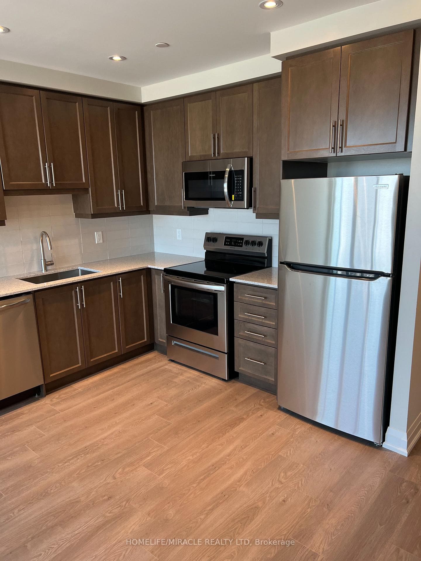 15 Lynch Street Unit 2304 photo 7