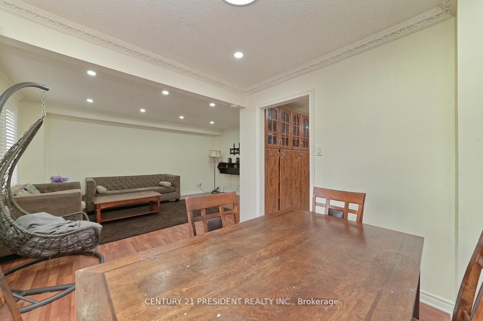 58 Bach Boulevard photo 19