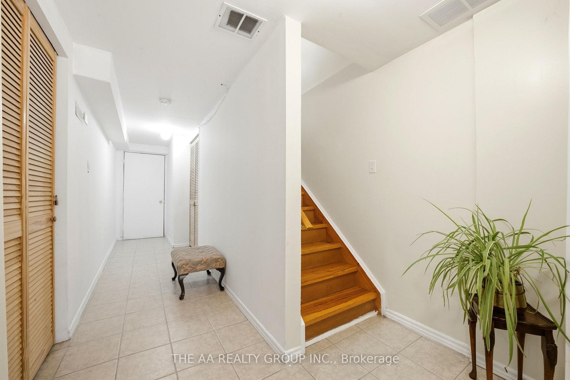 93 San Gabriele Place photo 33