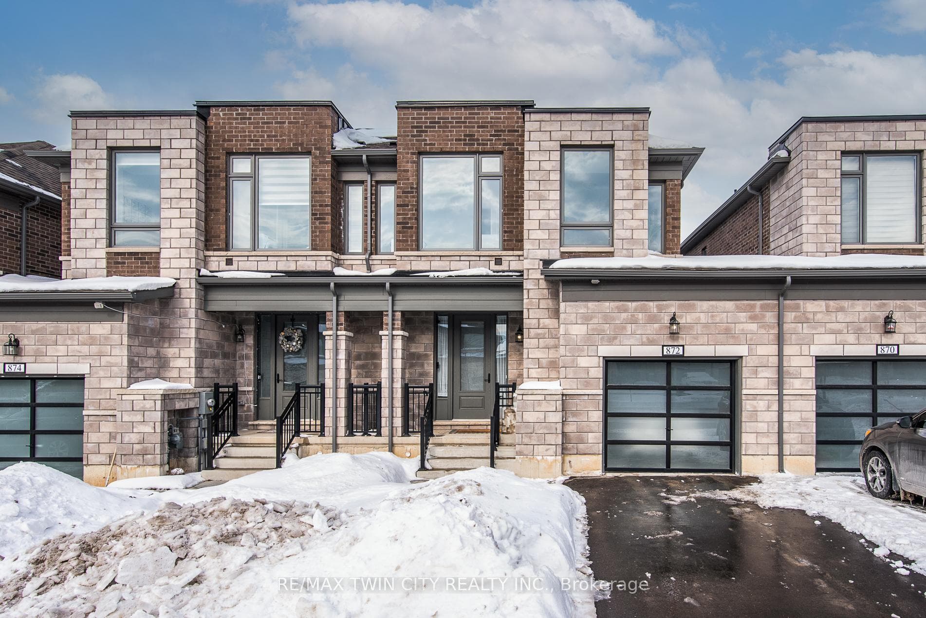 872 Sobeski Avenue photo 4