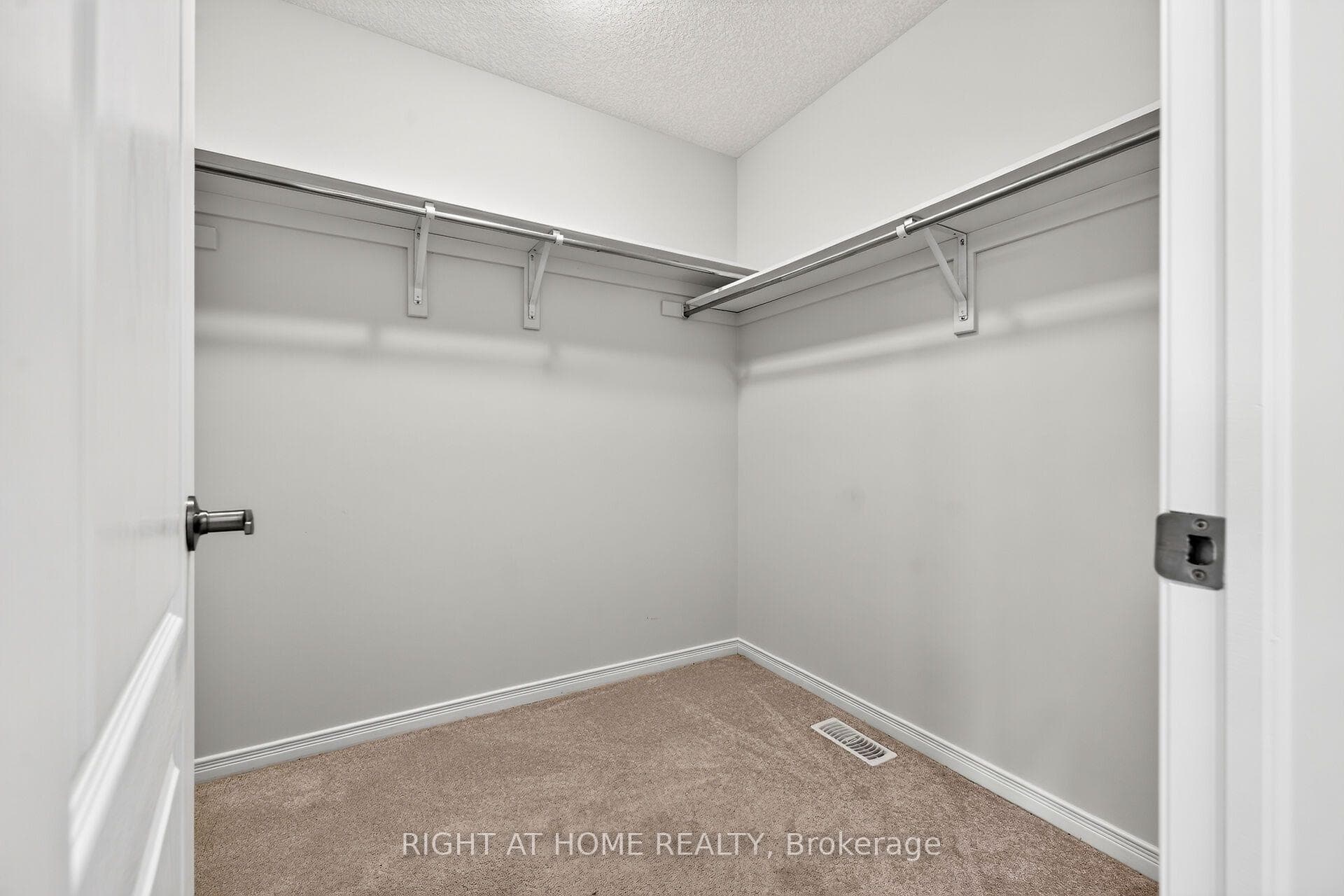 31 McCargow Drive photo 31