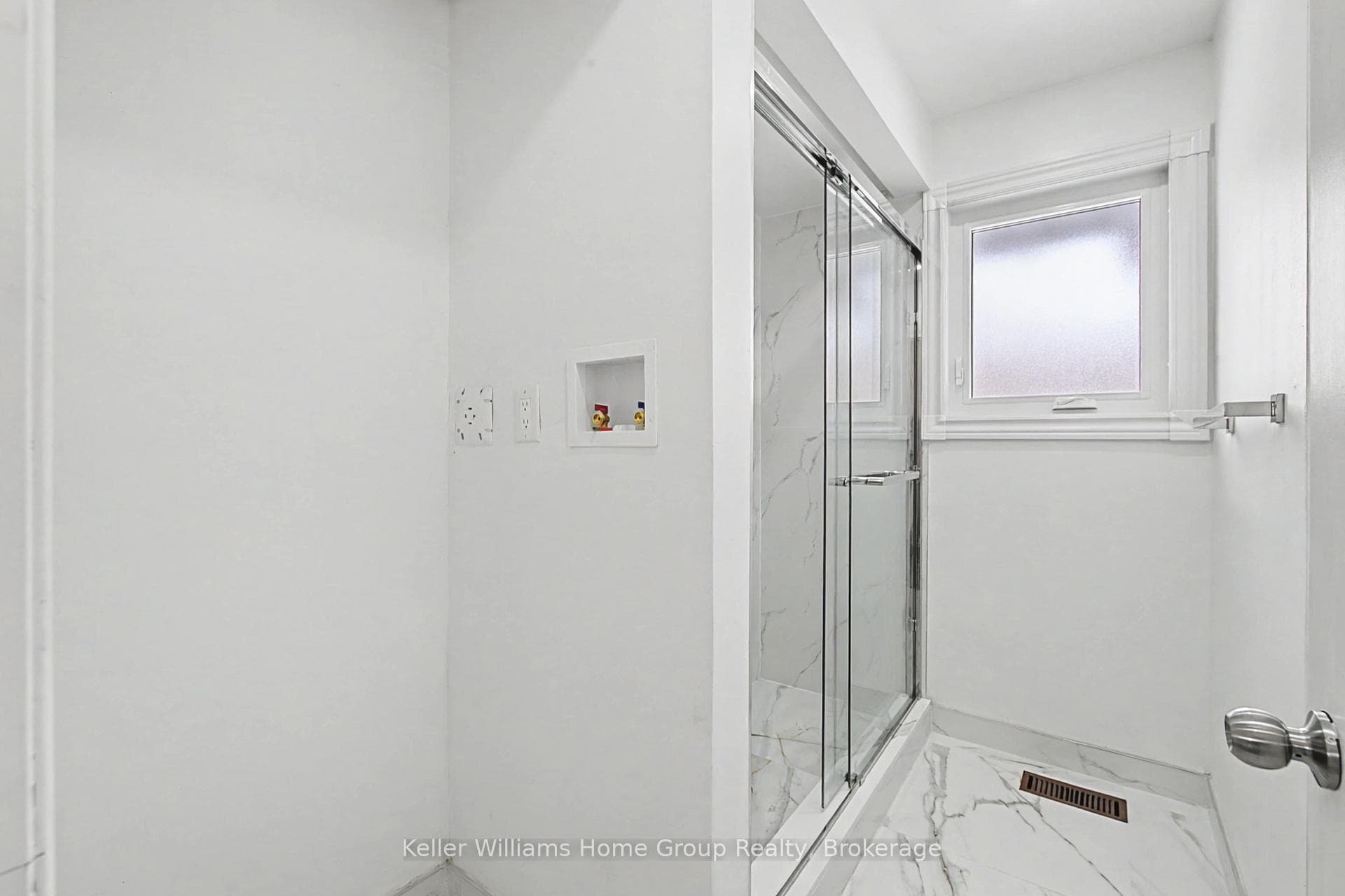 34 Julia Drive Unit Upper photo 14
