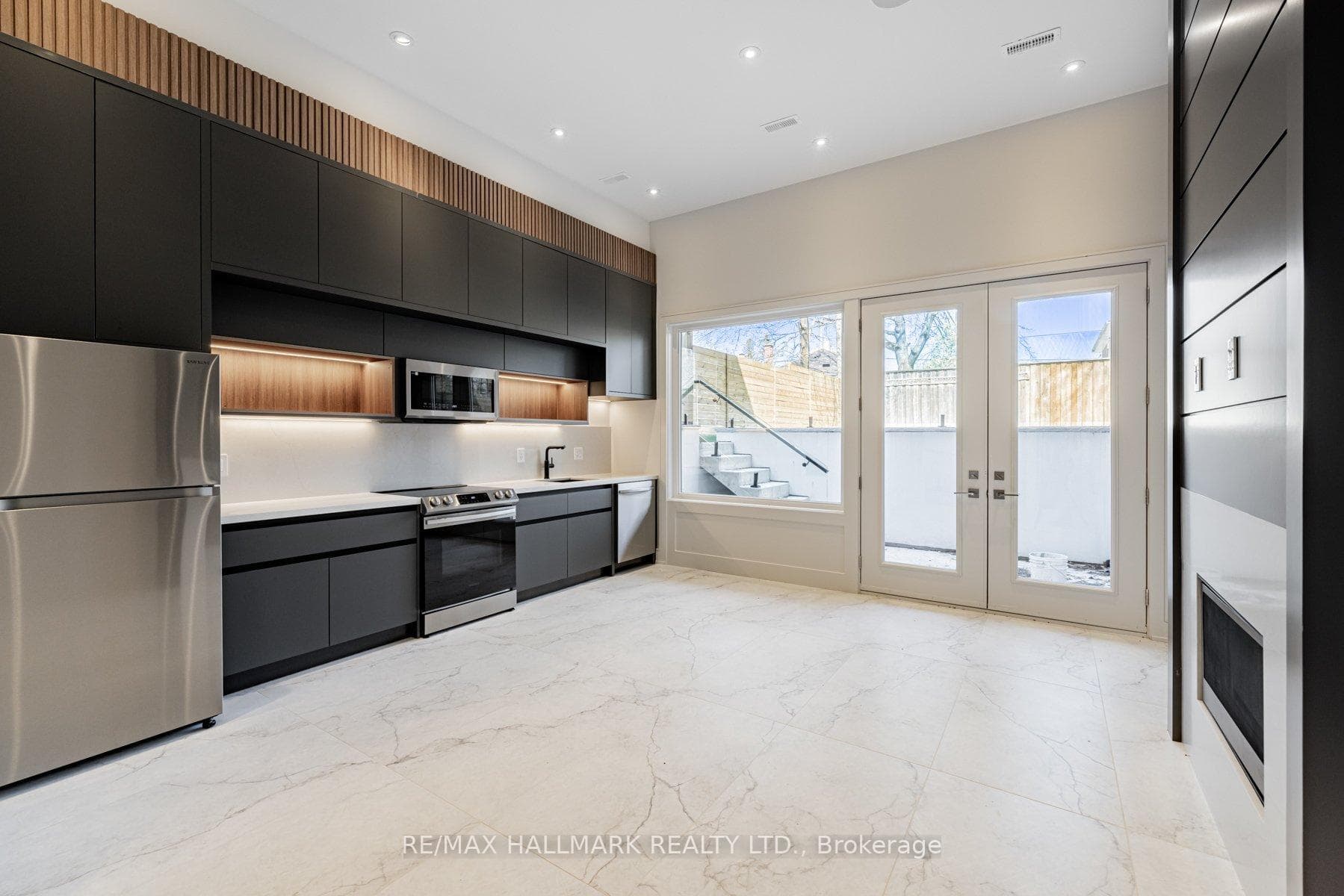 46 Johnston Avenue photo 29