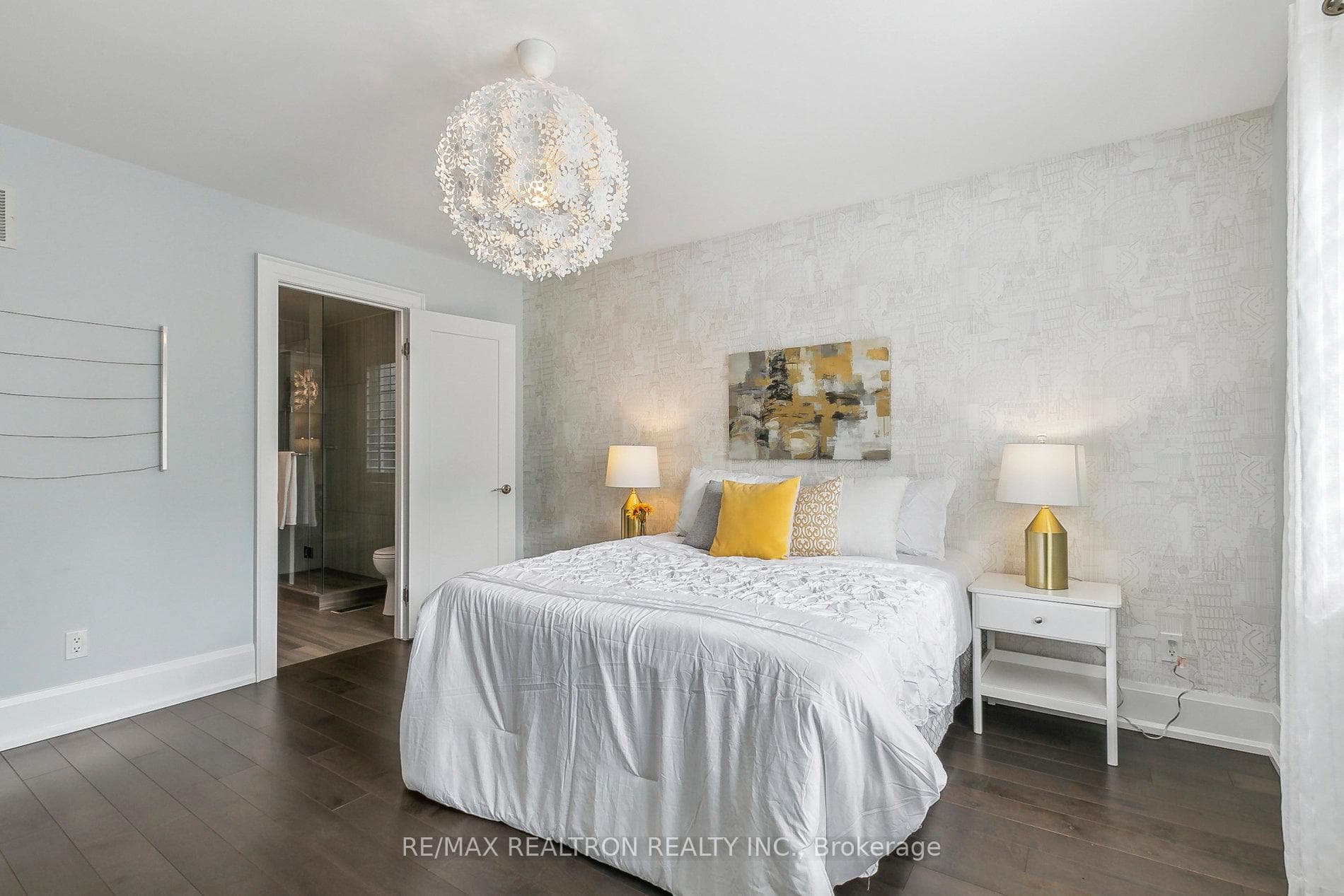 36 Splendor Drive photo 14