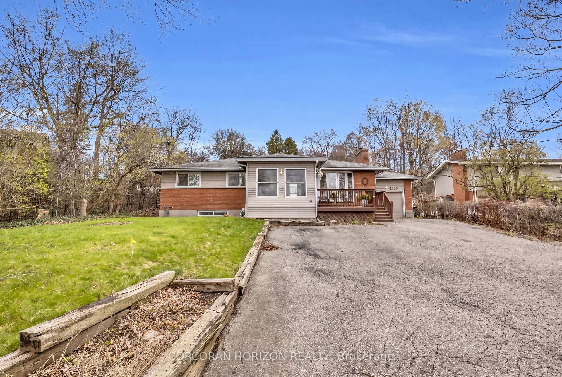 7226 Wellington Road photo 5