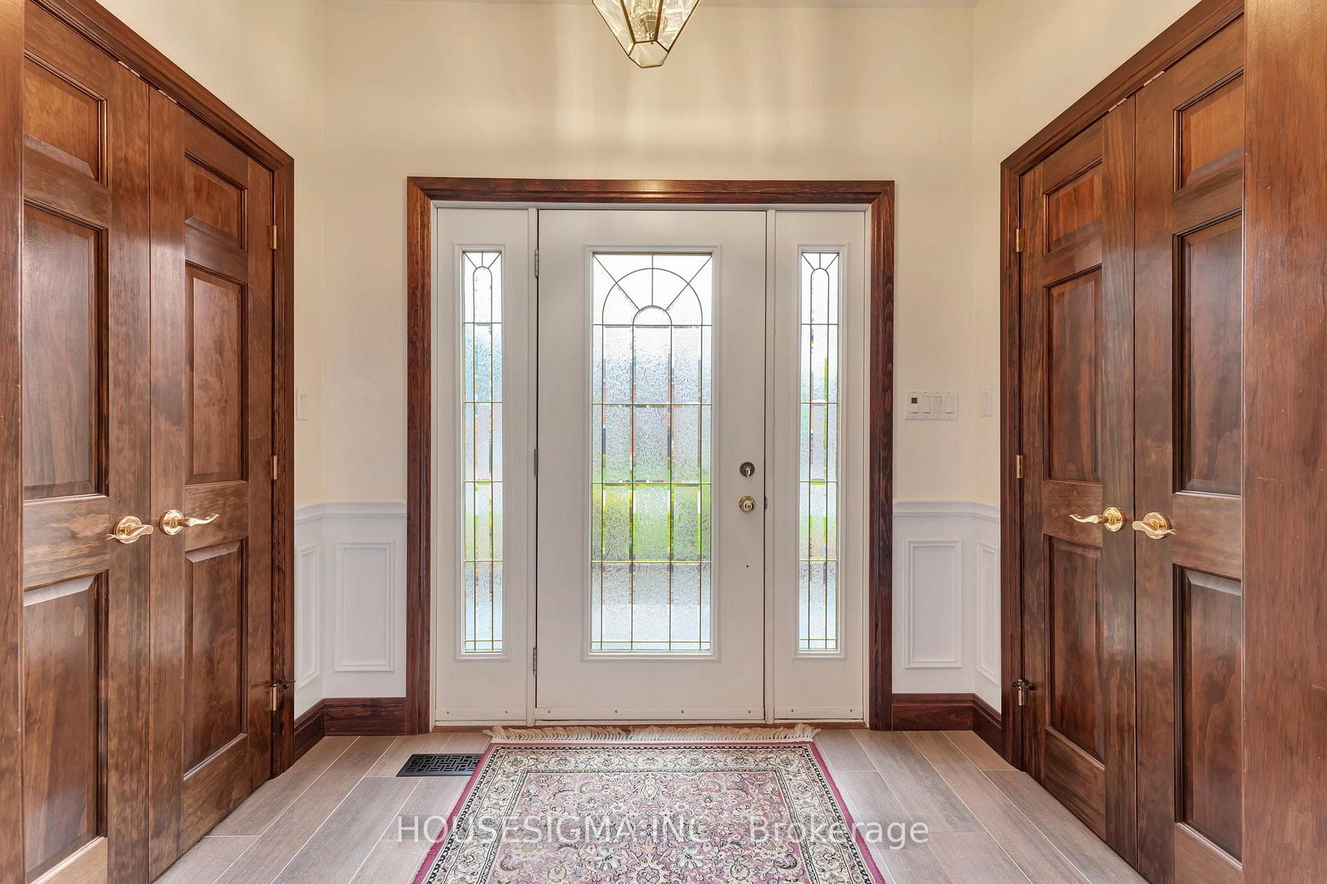275 Deercreek Drive photo 3