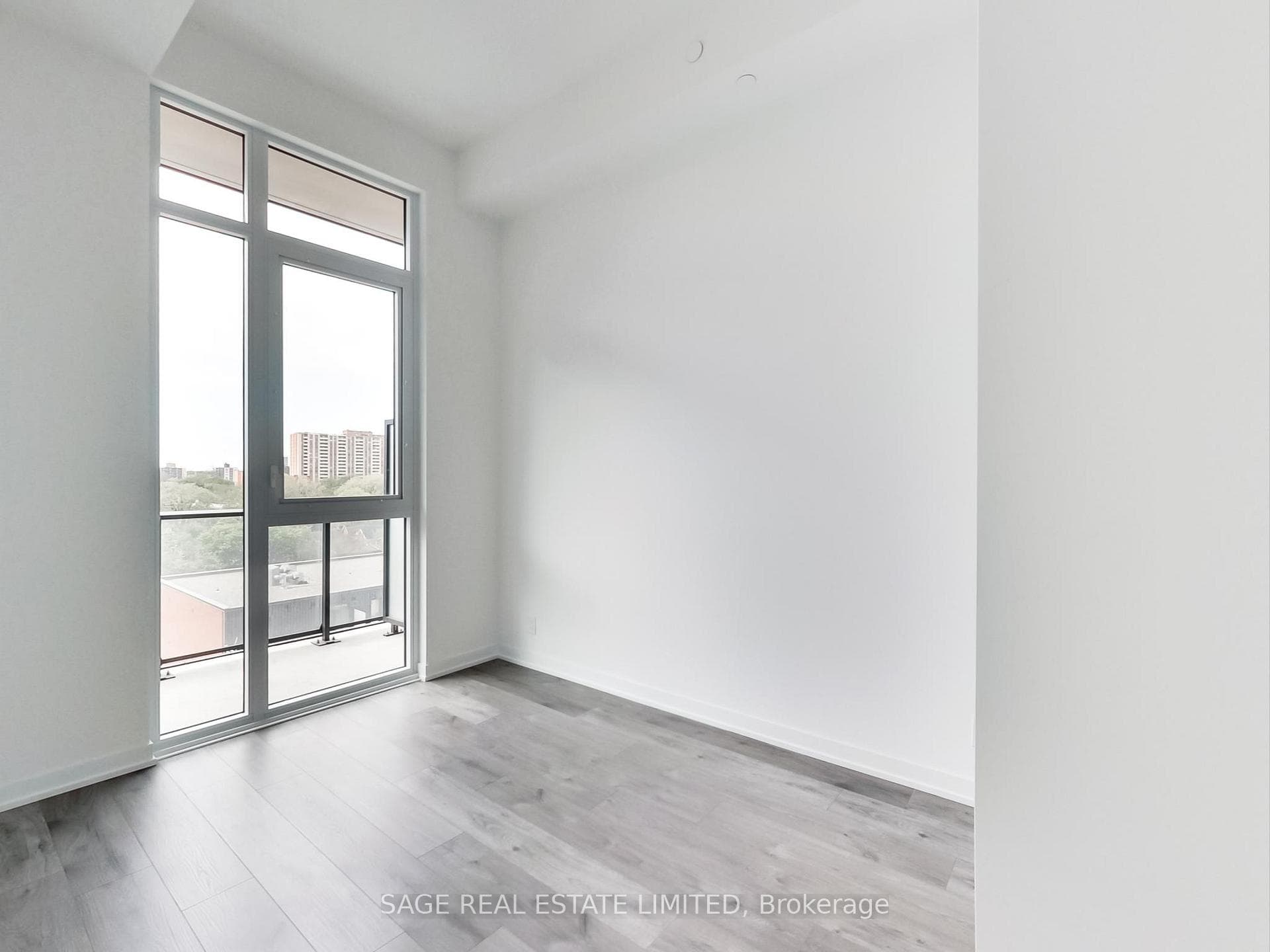 285 Dufferin Street Unit 722 photo 17