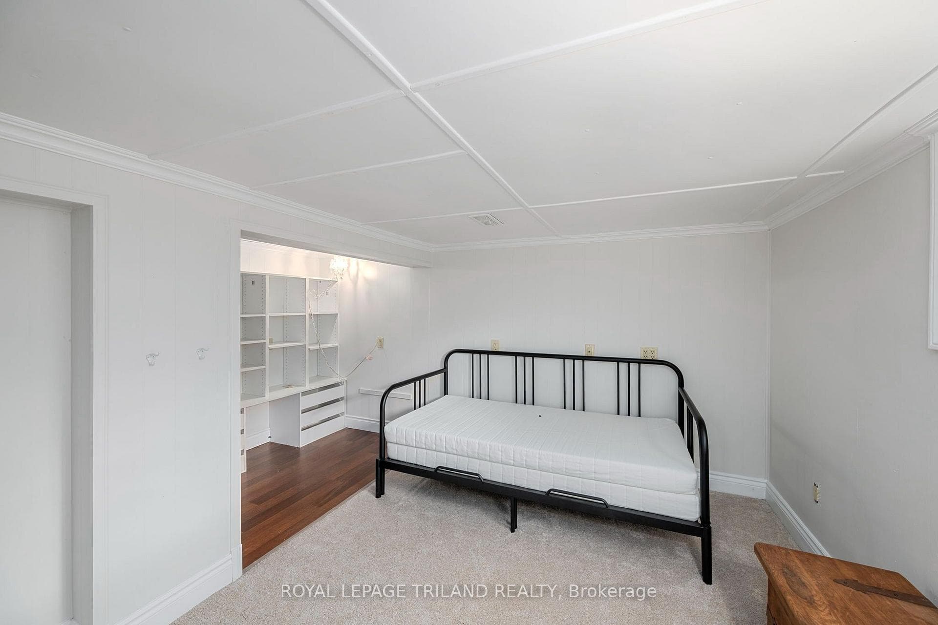 52 Emery Street photo 25