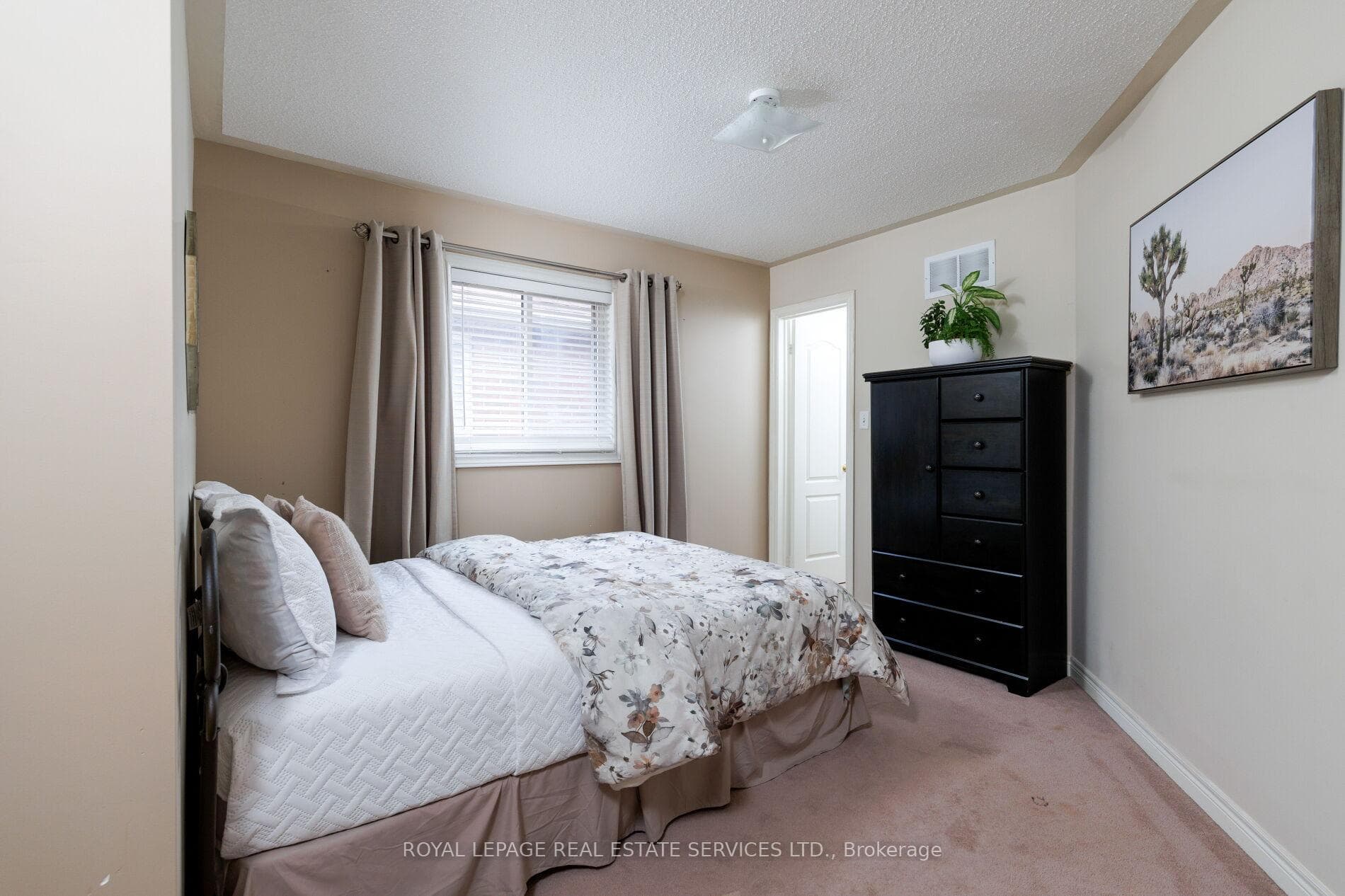 2252 Foxfield Road photo 31