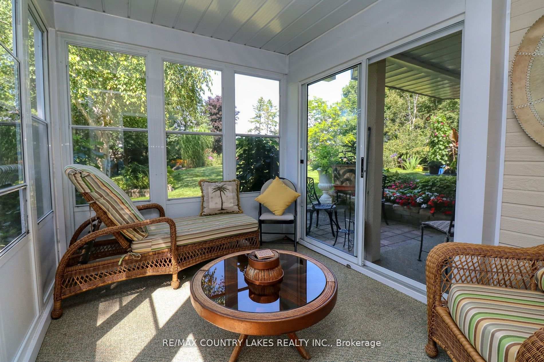 2815 Stephen Drive photo 11