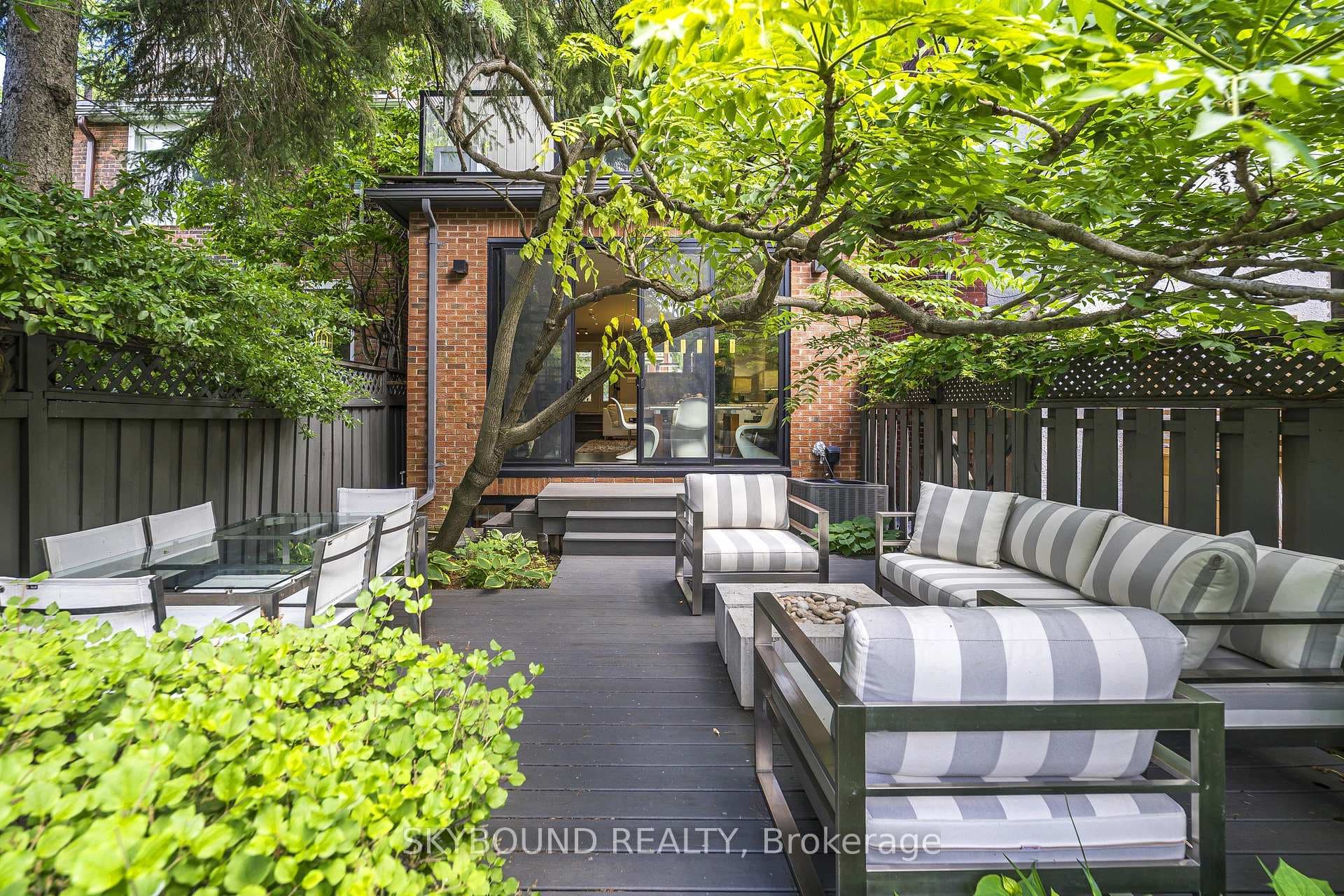 49 Victor Avenue photo 41