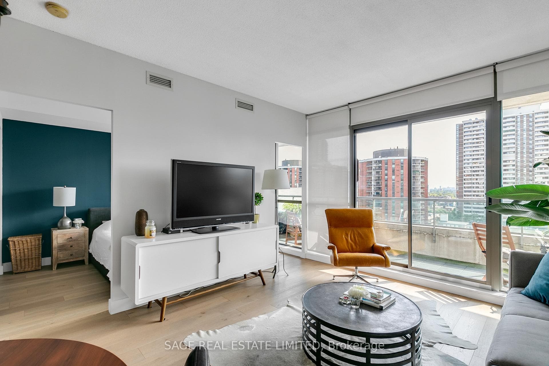 285 Mutual Street Unit 1305 photo 5