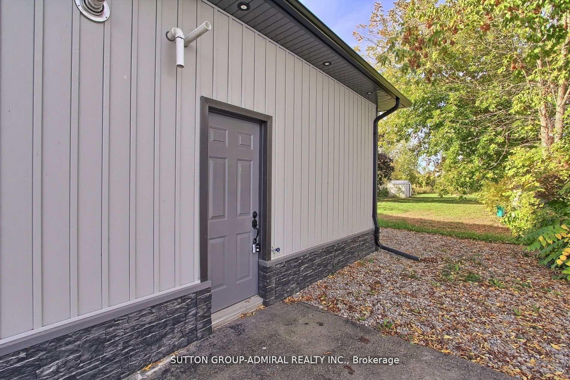 836 Montsell Avenue photo 41