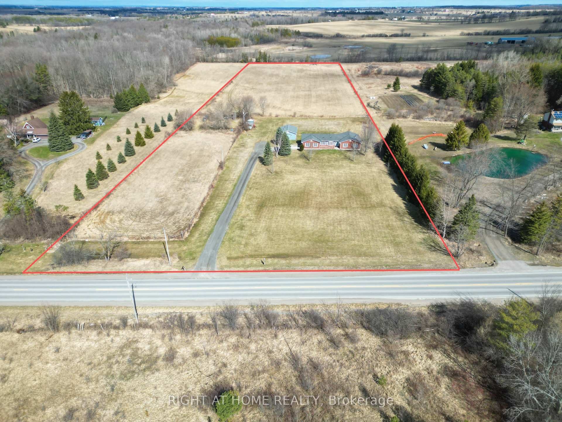560 Davis Drive photo 6