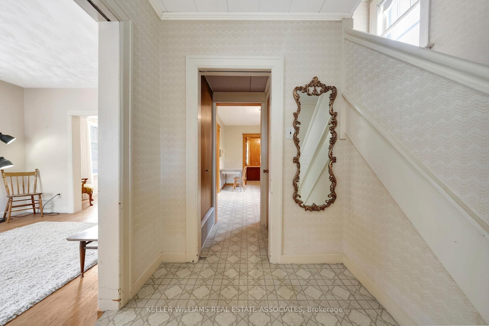 32 Gildner Street photo 5