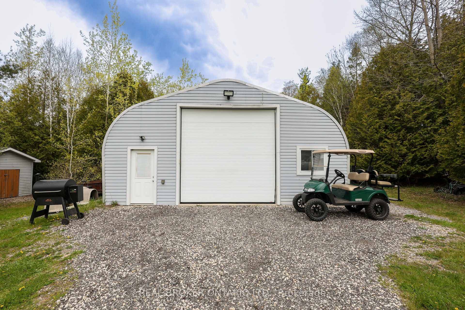4589 WATSON Road photo 39