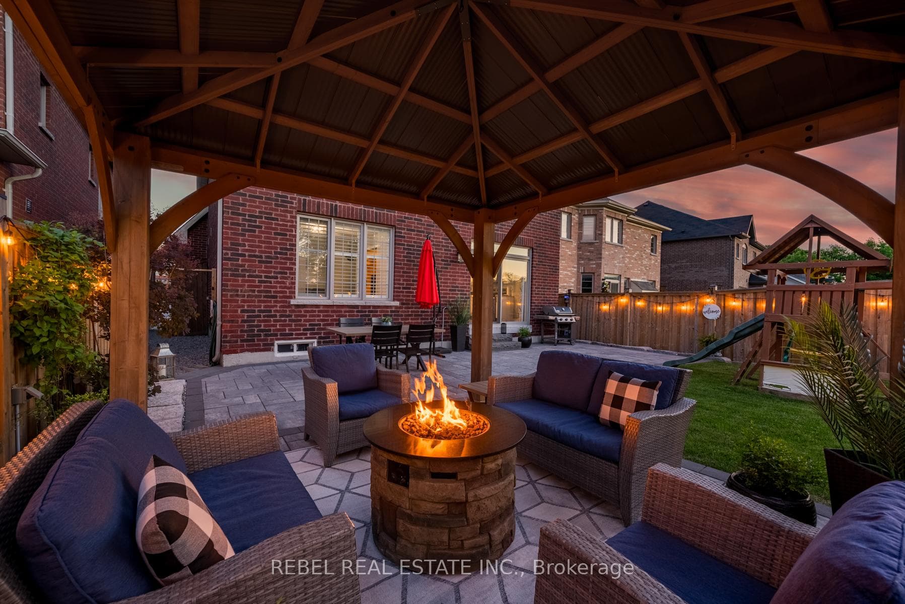 46 Willoughby Place photo 39