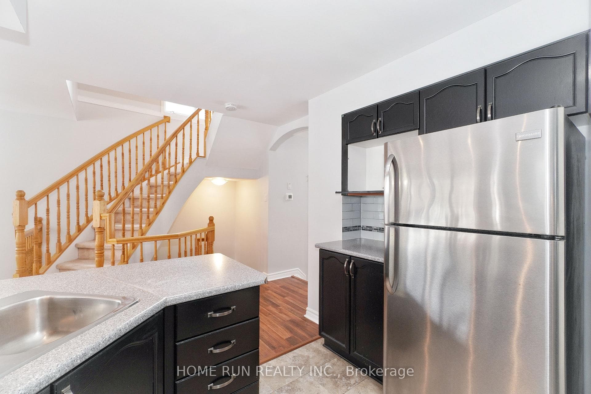 129 Hearst Way photo 10