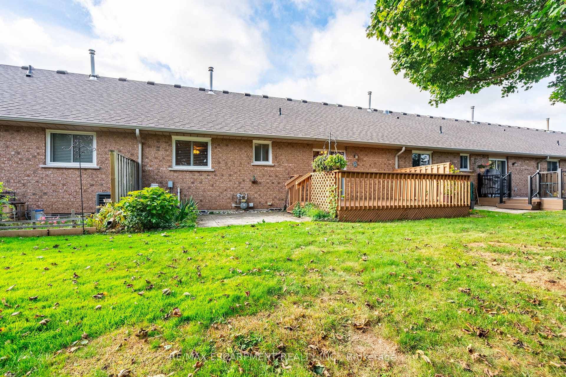 10 Wentworth Drive Unit 35 photo 35