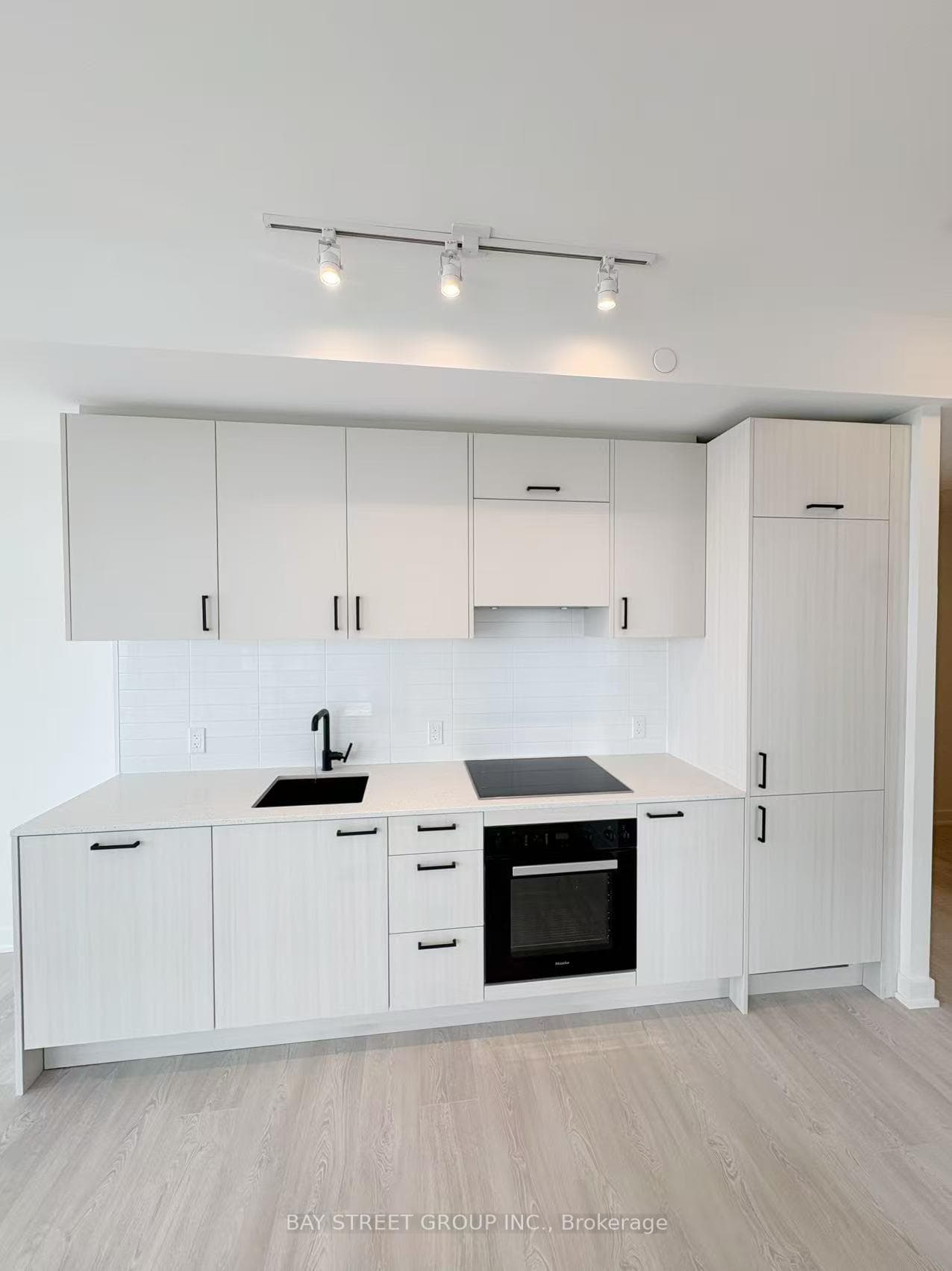 1 Quarrington Lane Unit 3207 photo 4