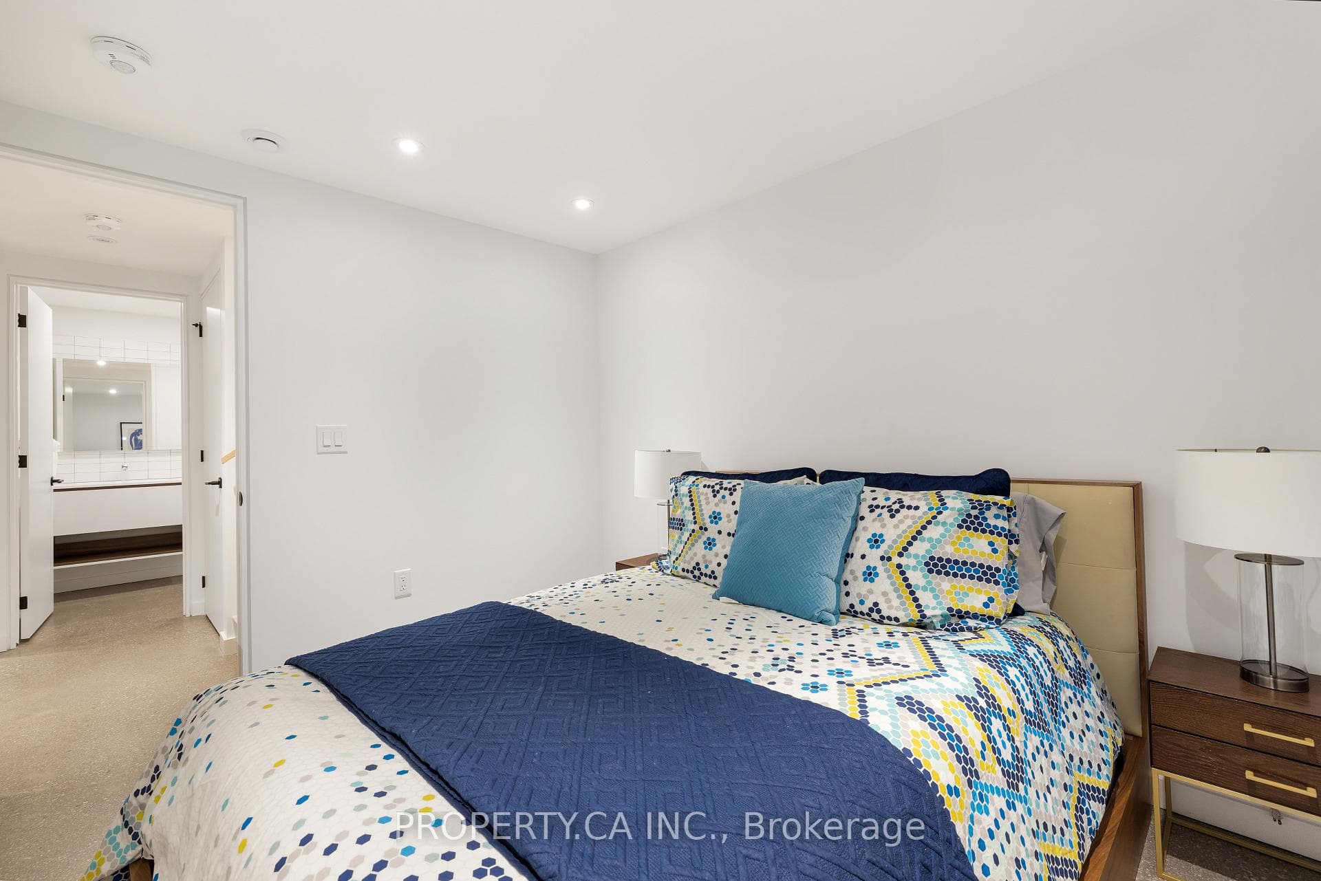 86 Lansdowne Avenue Unit Laneway photo 35