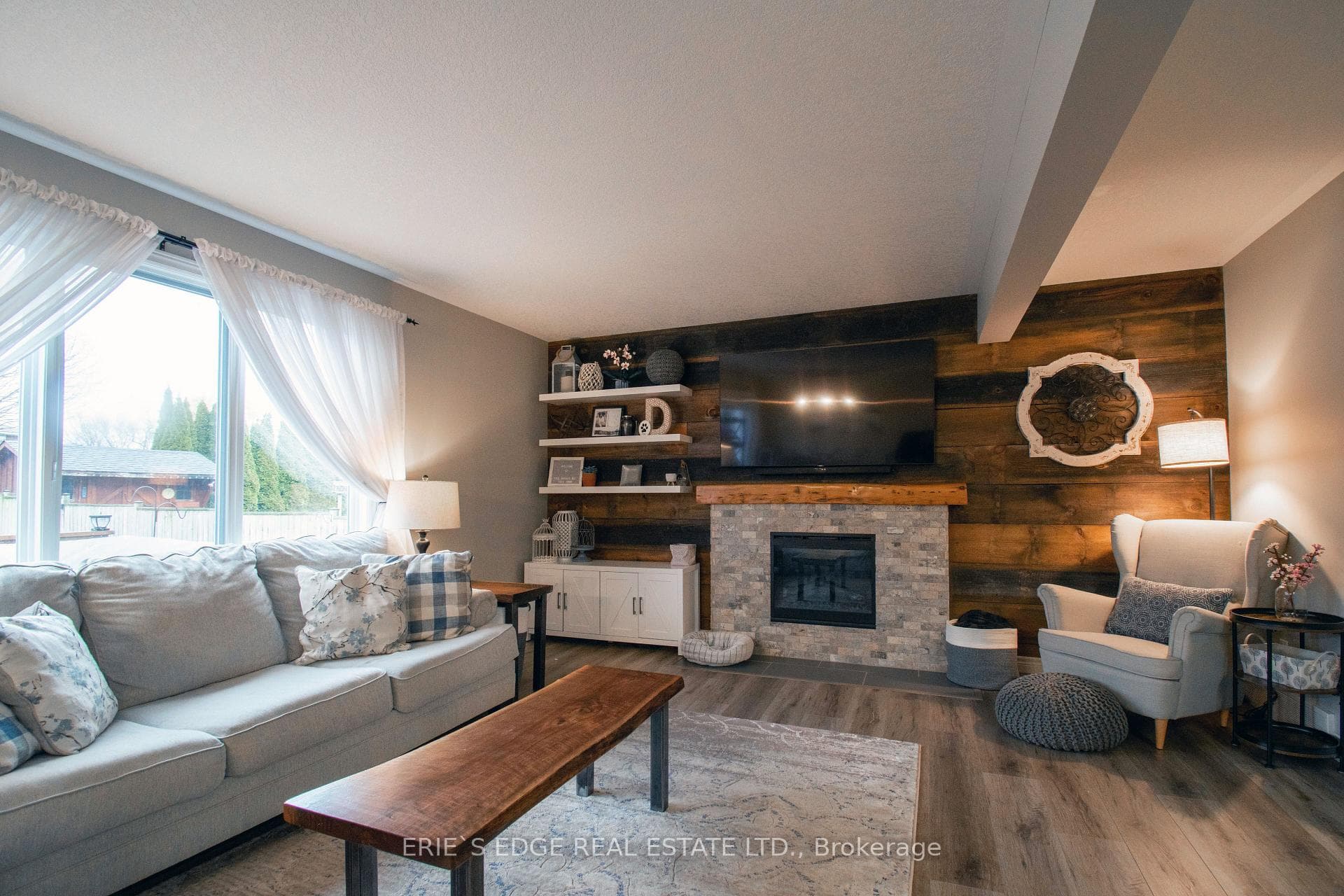 Living Room Alt.