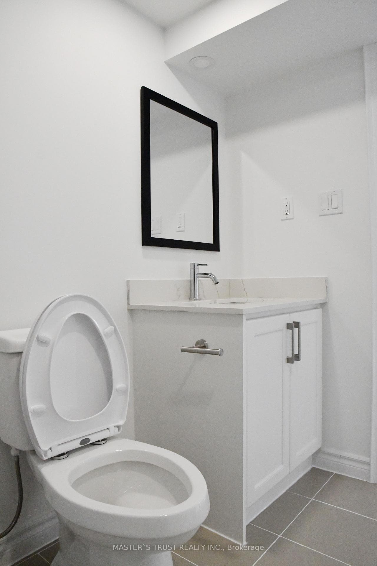 73 Bernbridge Road photo 10