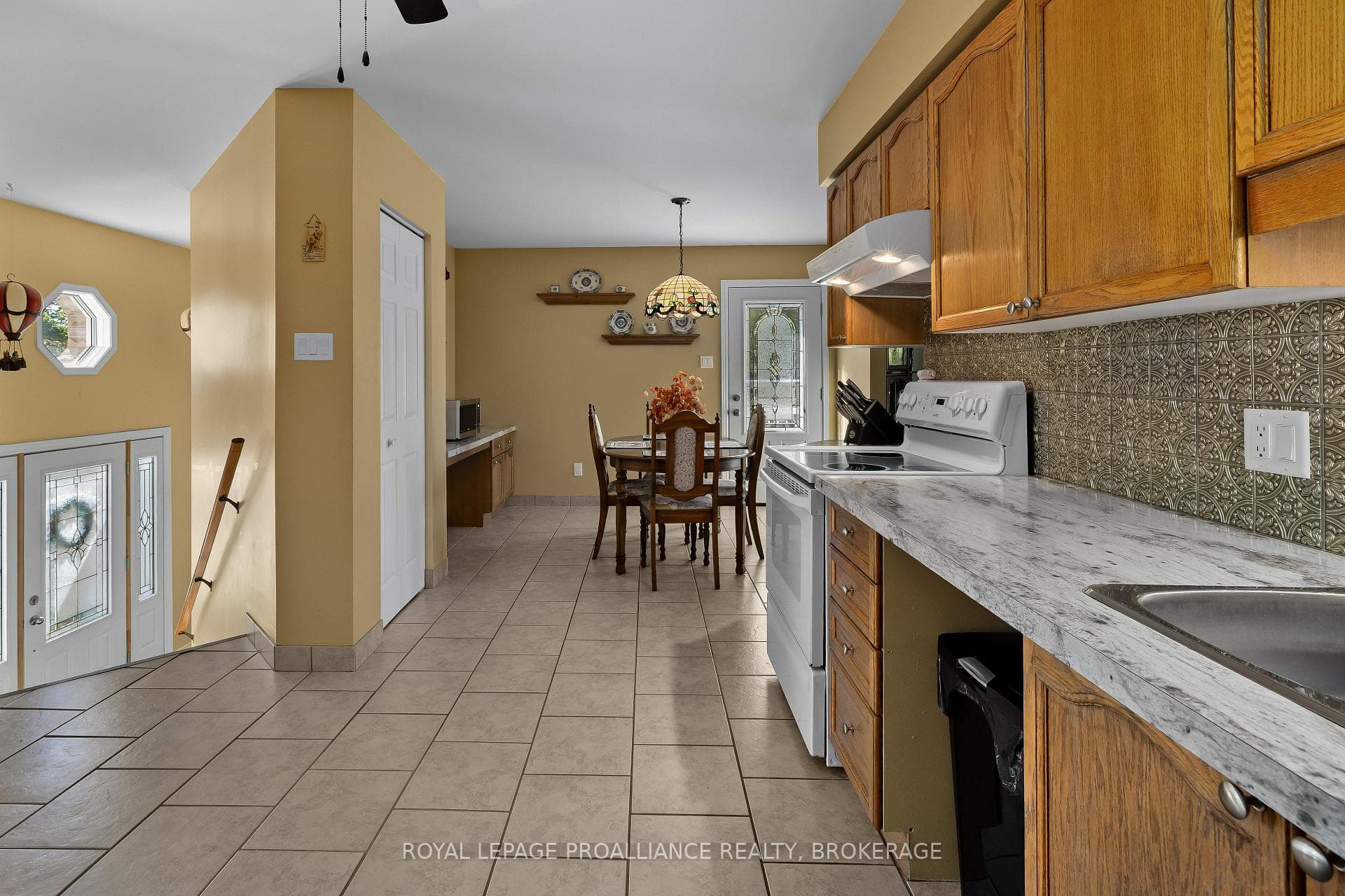 270 Mount Chesney Road photo 5