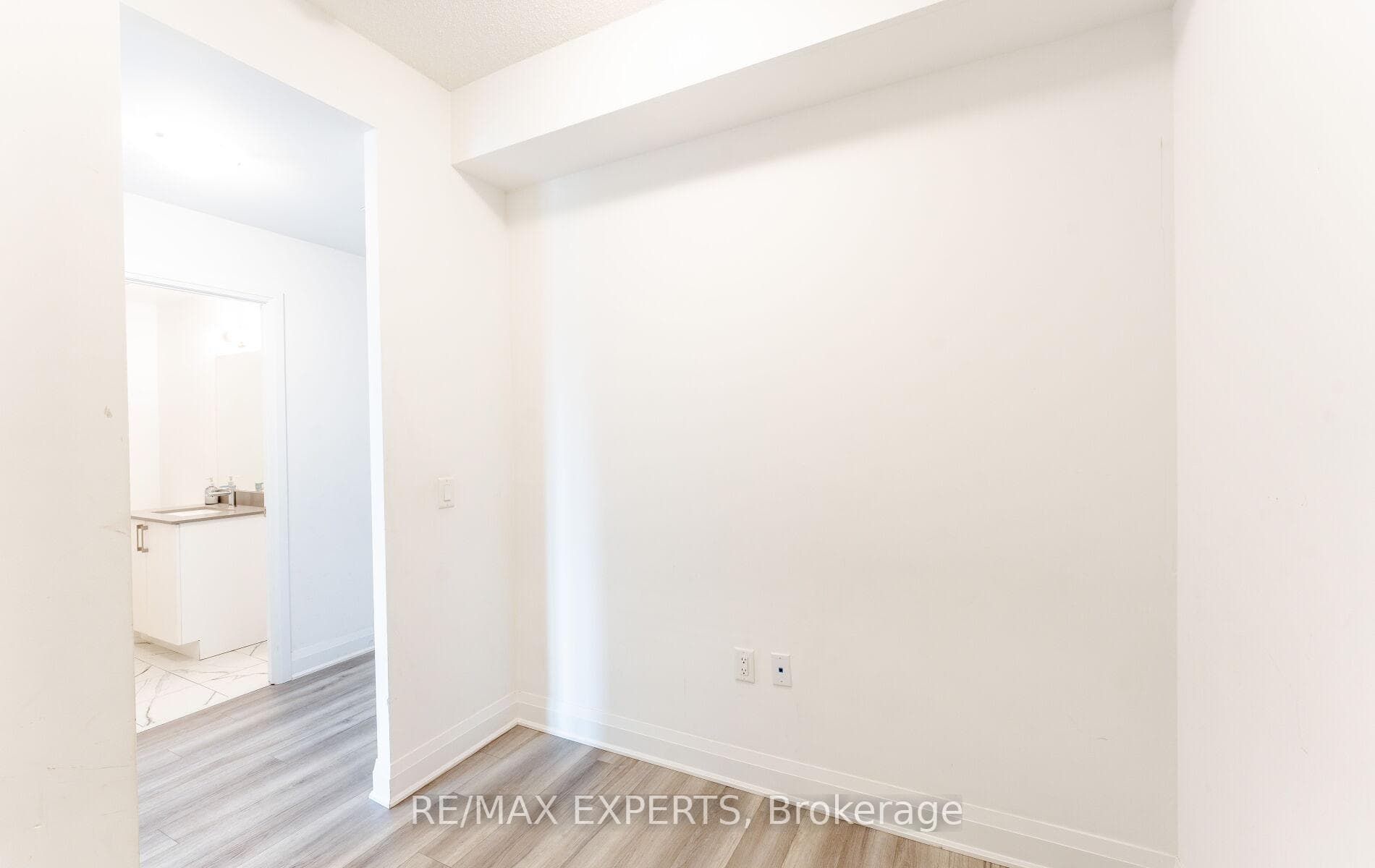 3220 Sheppard Avenue Unit 216 photo 16