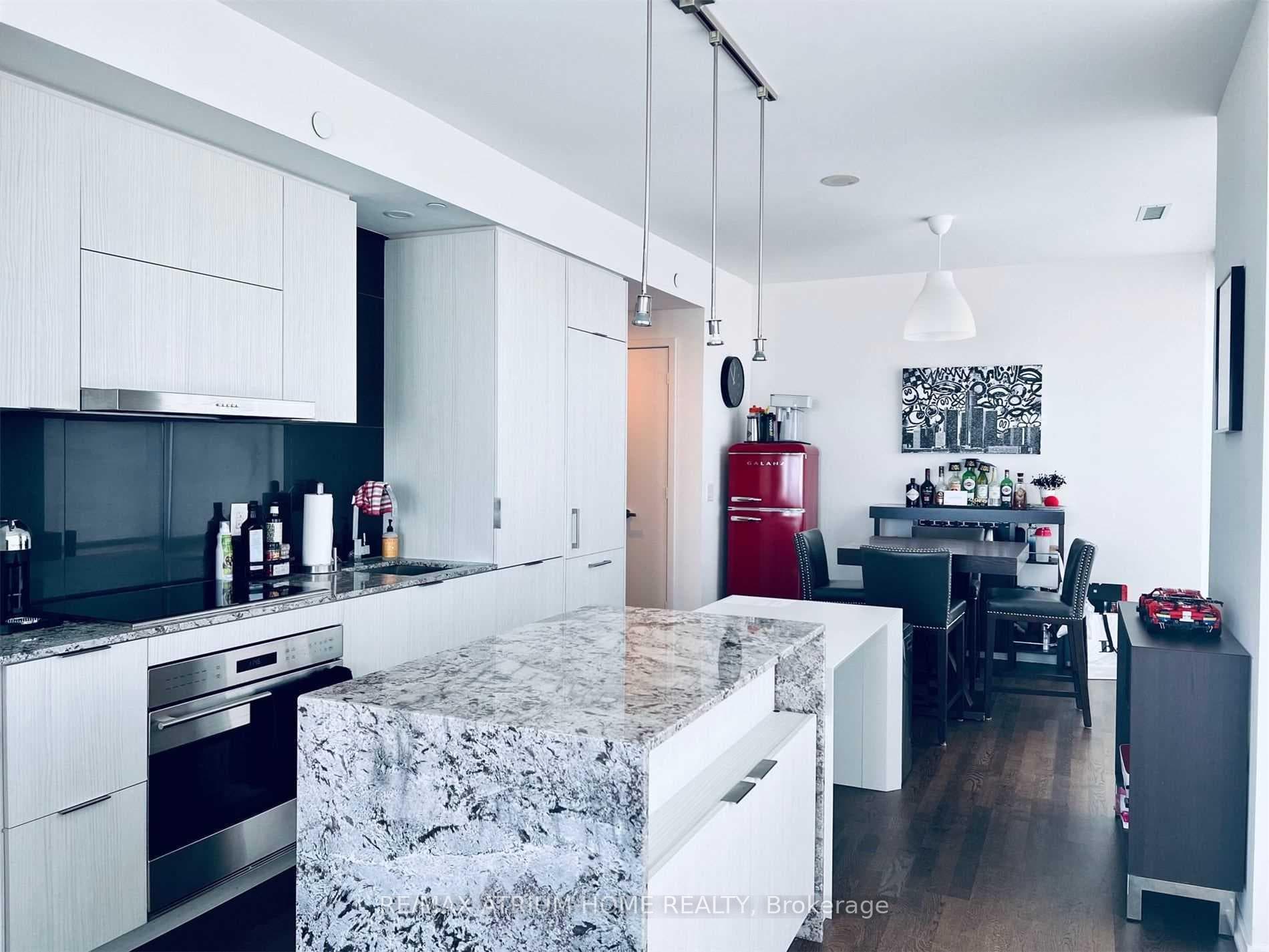 1 Bloor Street Unit 4809 photo 6
