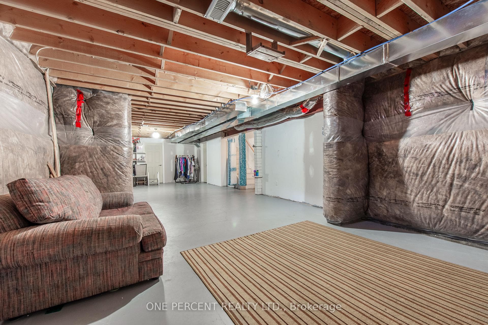 360 Armstrong Street photo 31