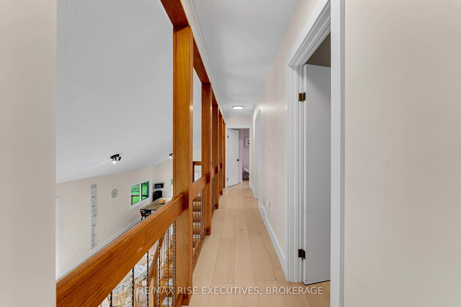 1520 Shore Road photo 23