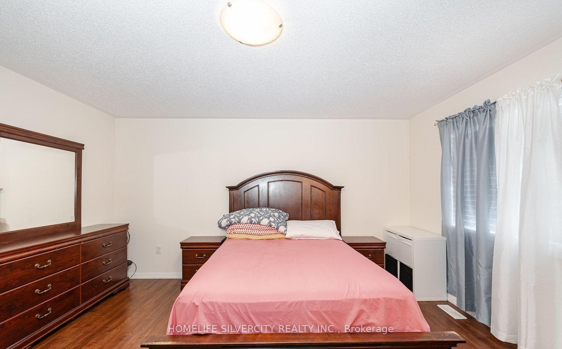 33 Bloom Drive photo 22