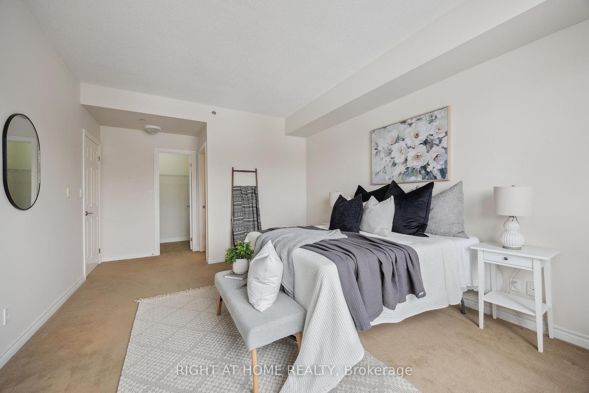 171 Shanly Street Unit 411 photo 18