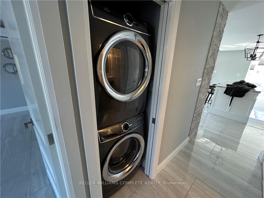 10 John Street Unit 209 photo 13