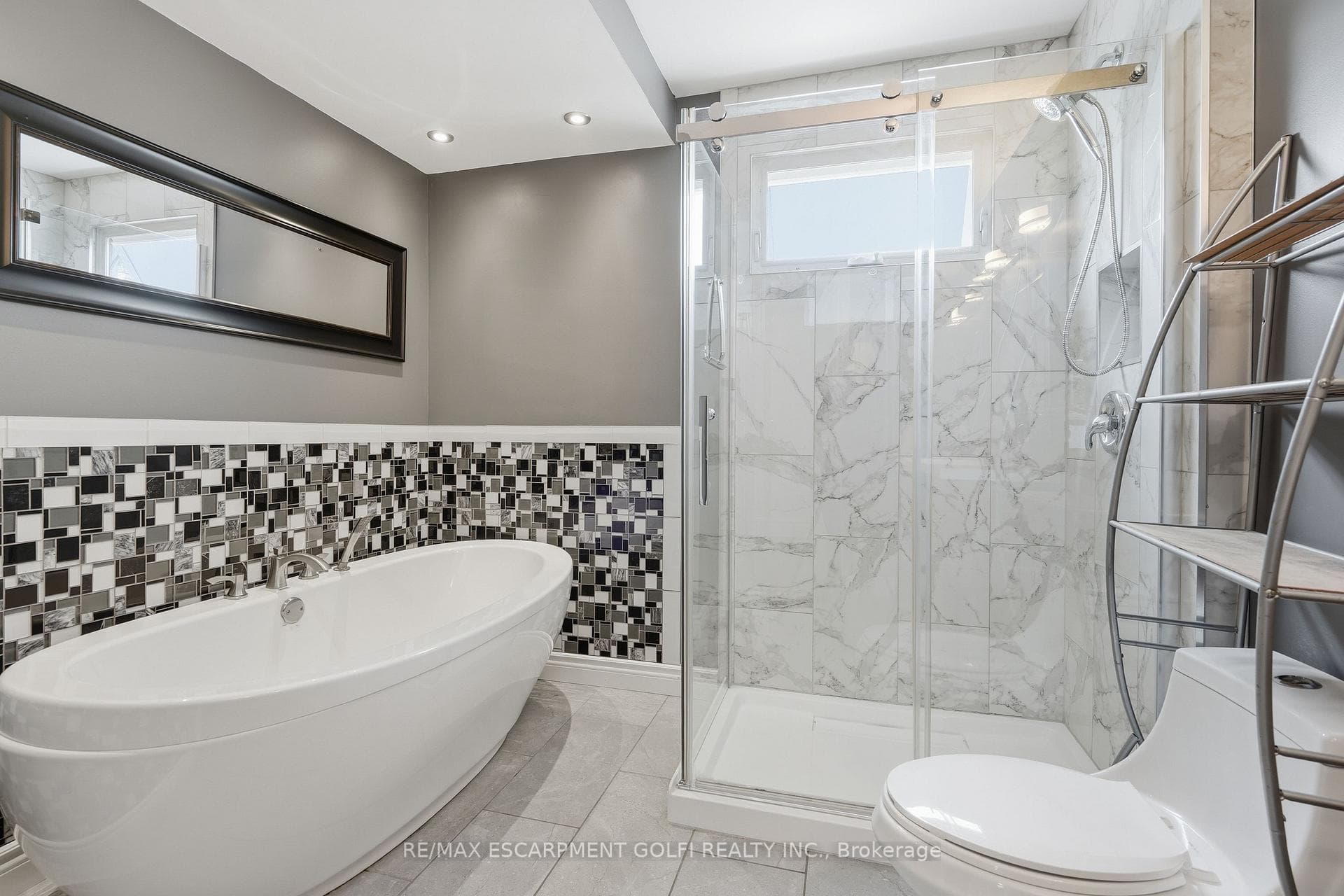 5062 FRIESEN Boulevard photo 15