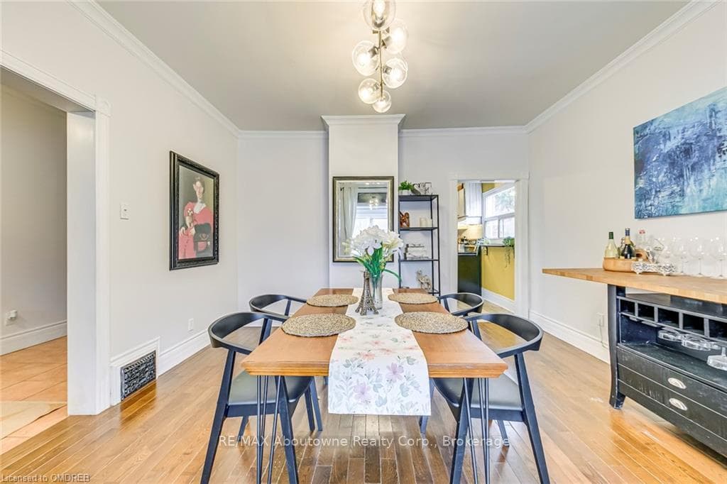 478 KING WILLIAM Street photo 9