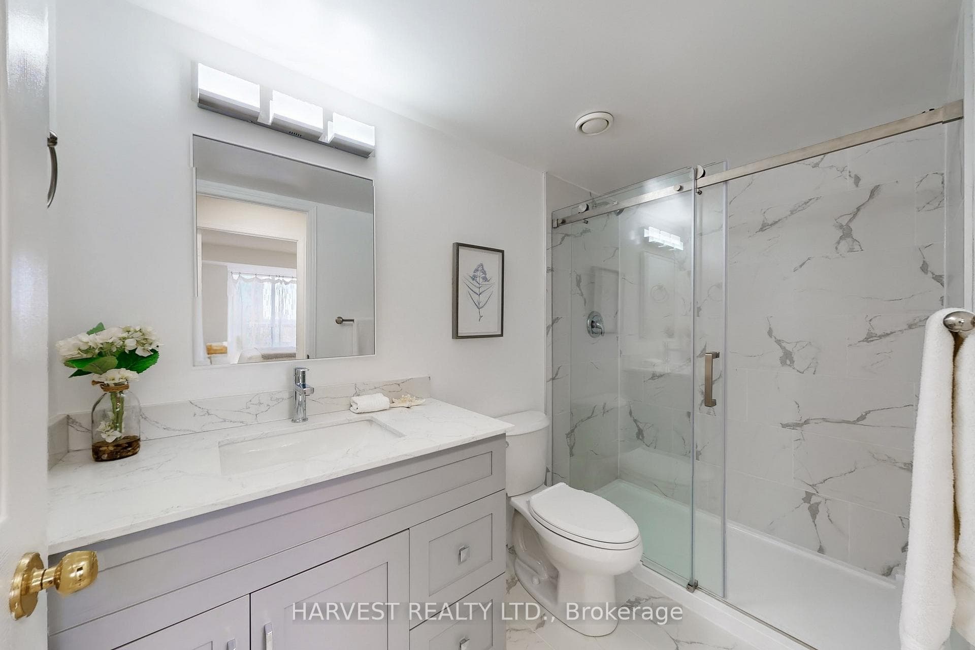 1 Pemberton Avenue Unit 908 photo 24