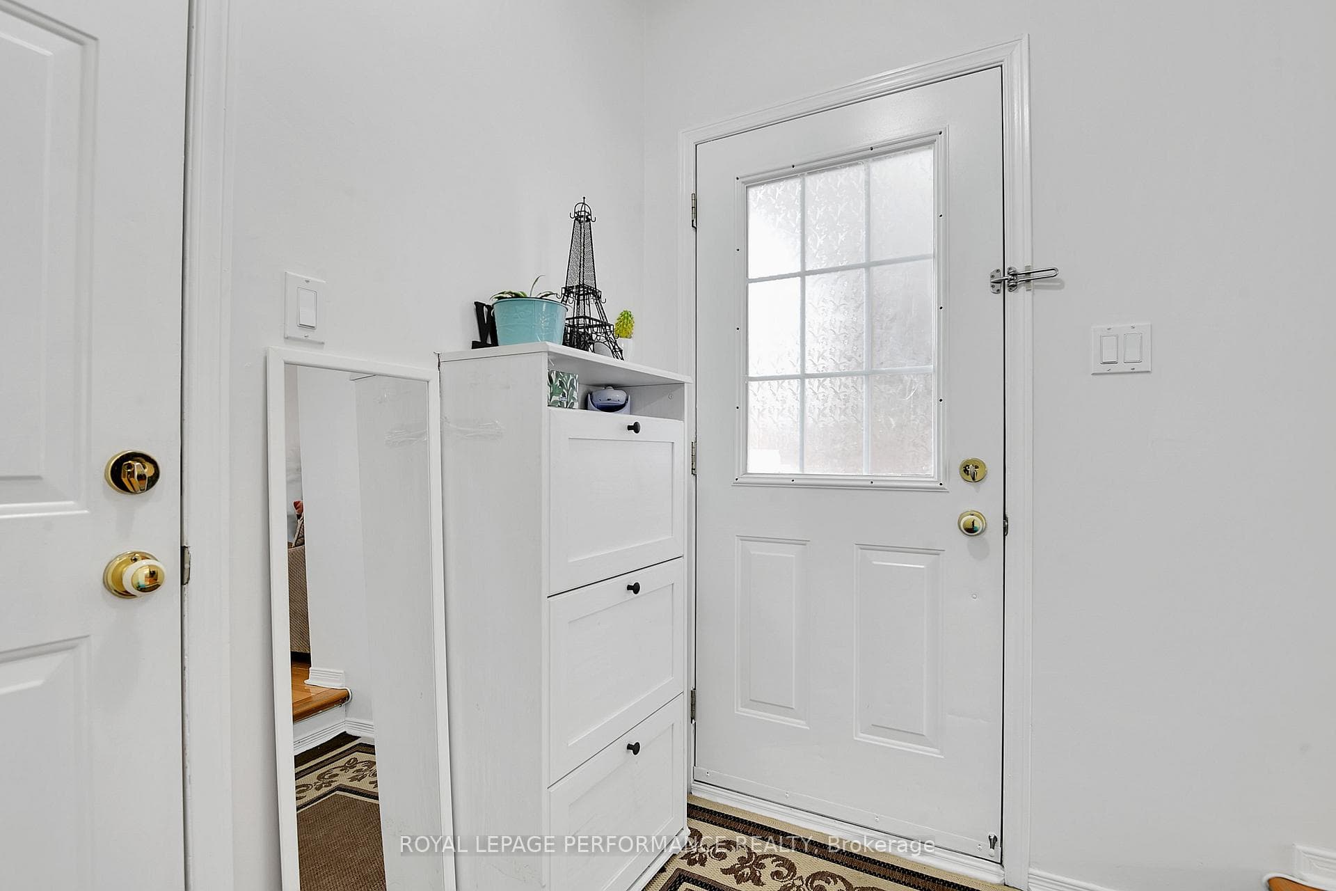 928 Goose River Avenue photo 4