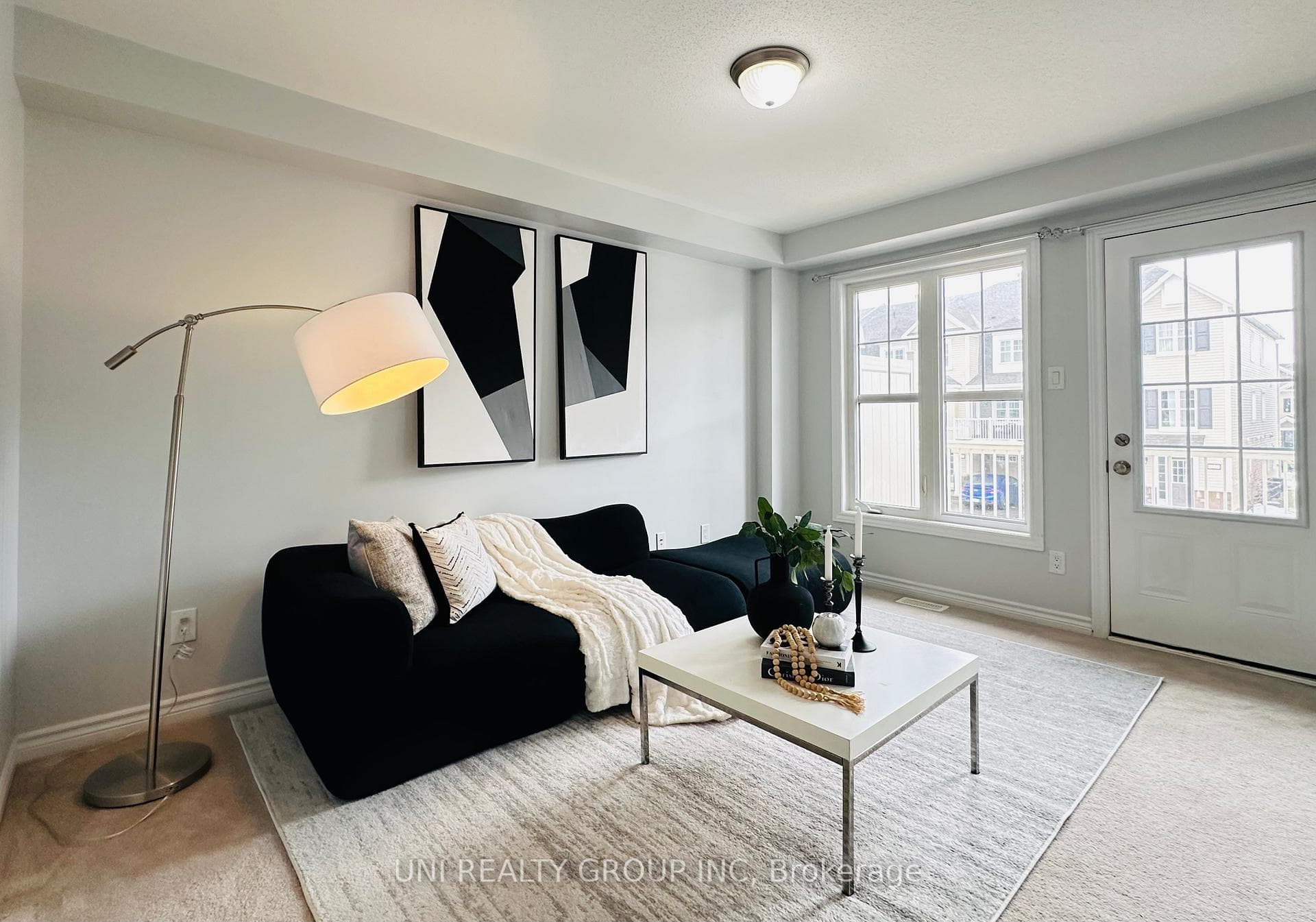 20 SQUASHBERRY Lane photo 12