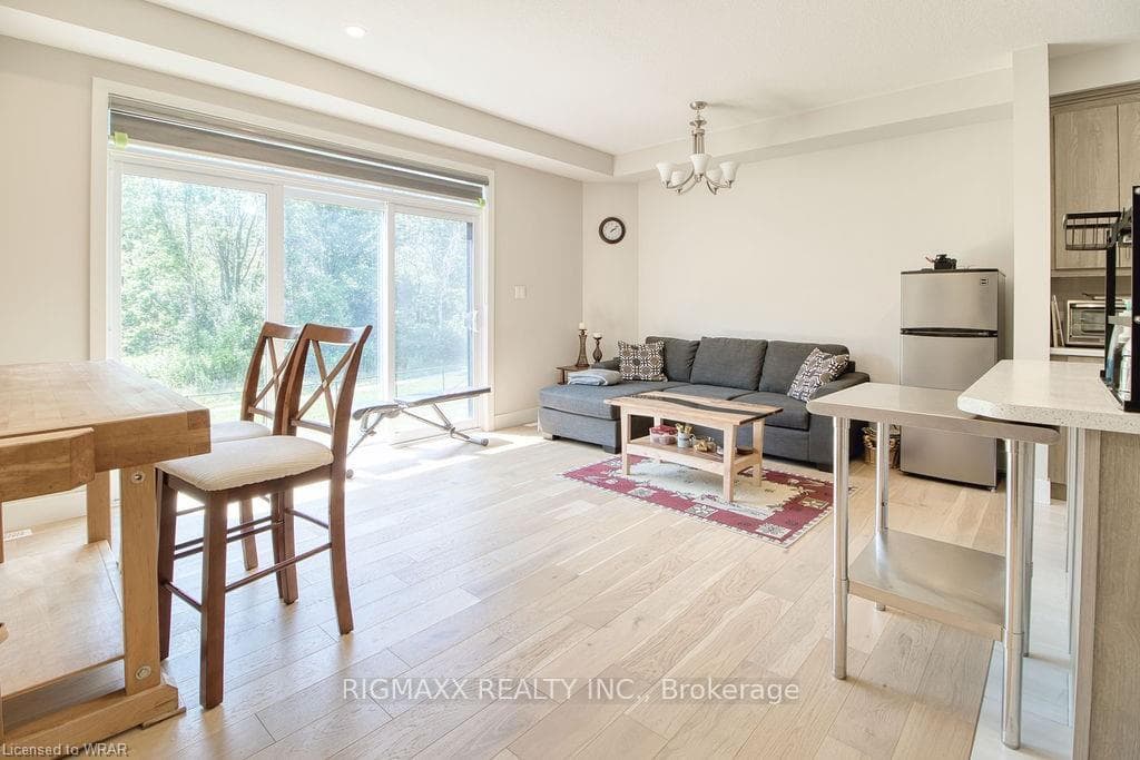 2104 Evans Boulevard photo 12