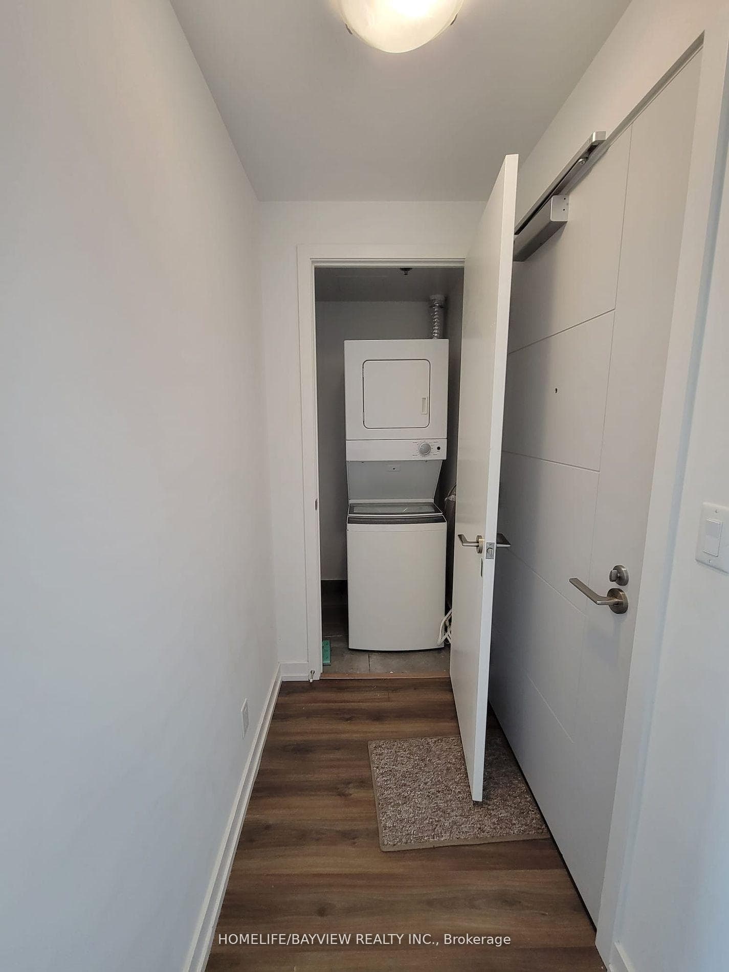 203 College Street Unit 2402 photo 16