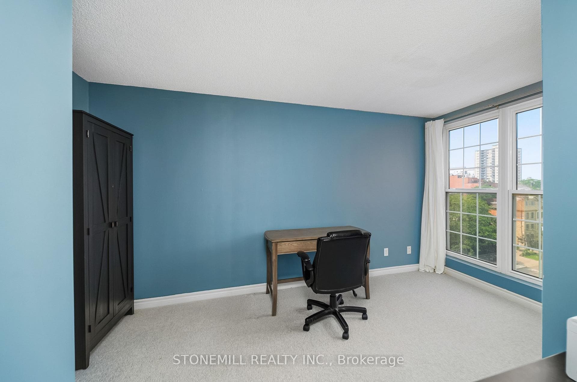 135 James Street Unit 701 photo 8