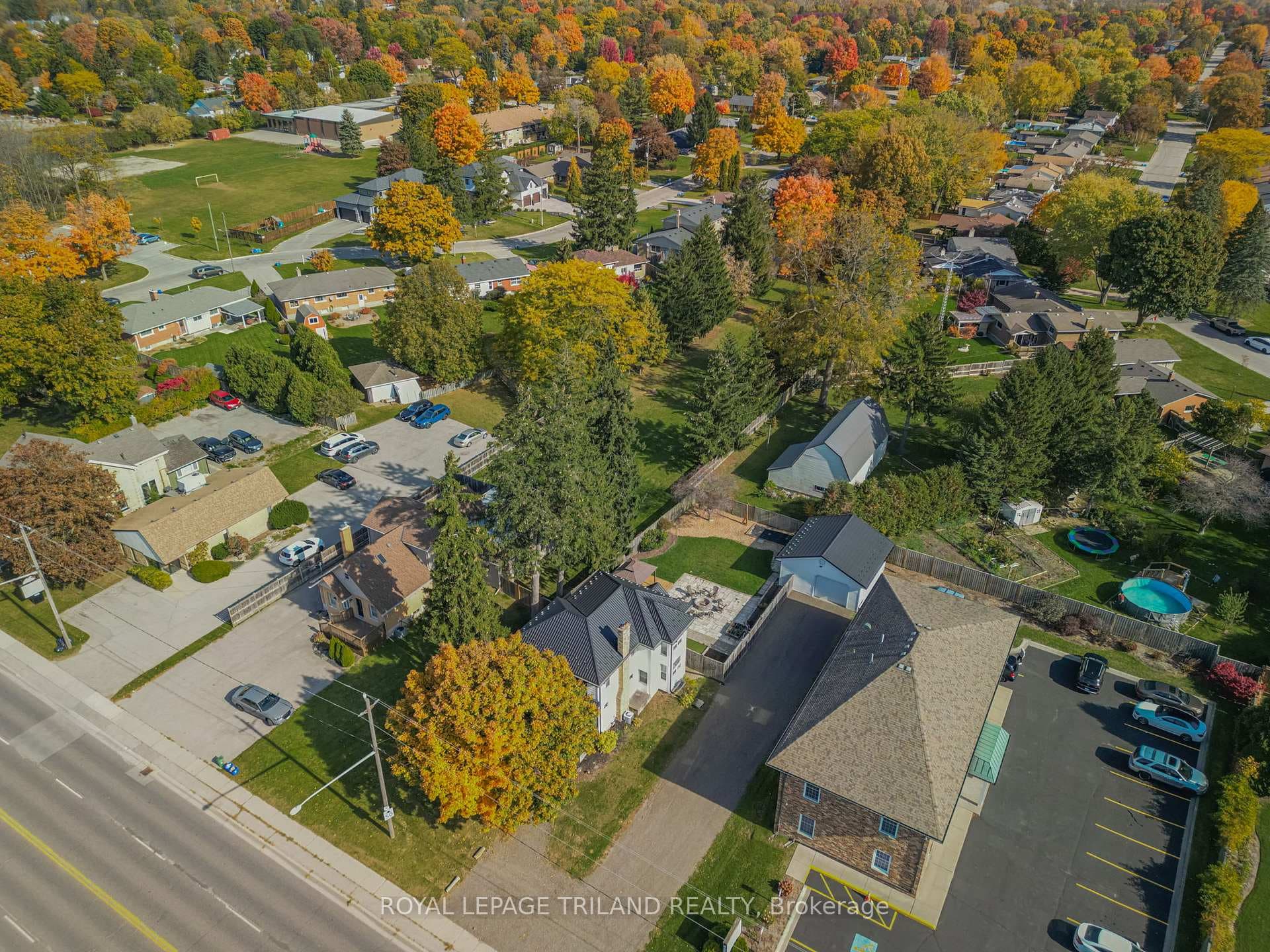 4512 Colonel Talbot Road photo 33